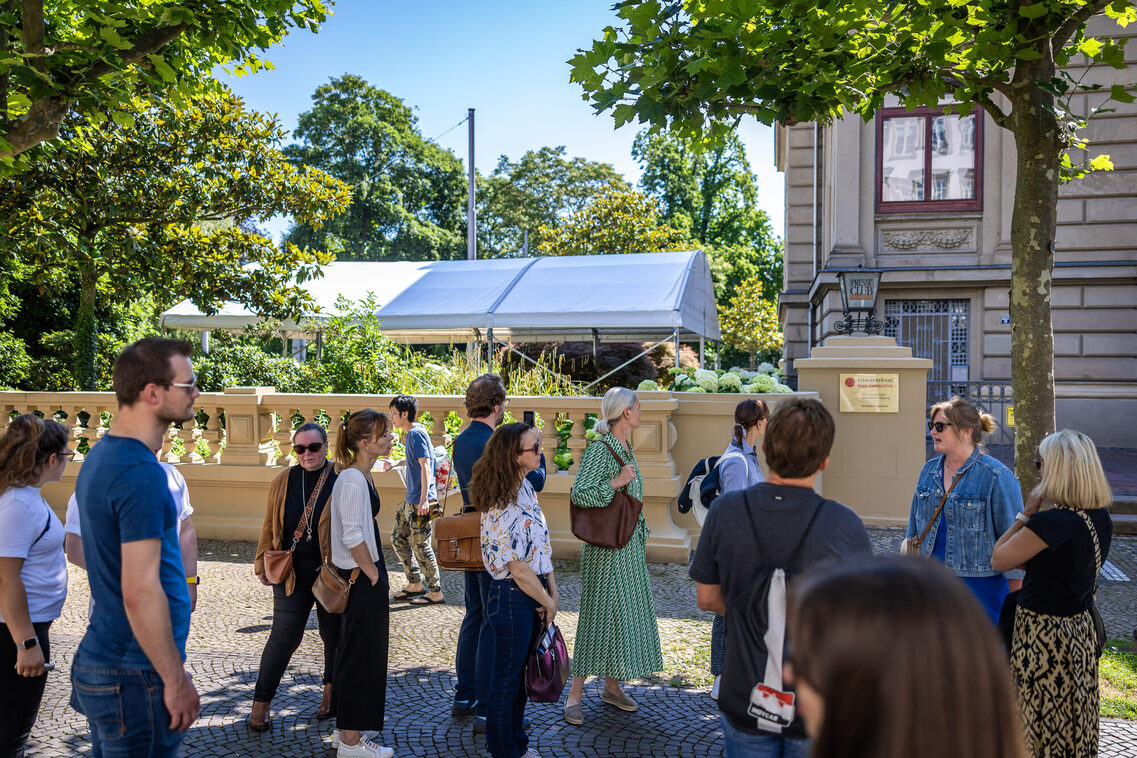 Stadtgäste während einer Führung