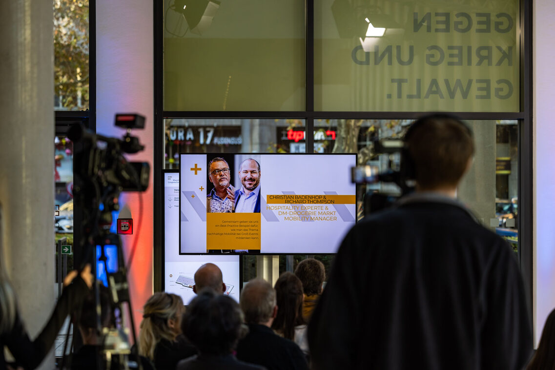 Convention Campus Speaker