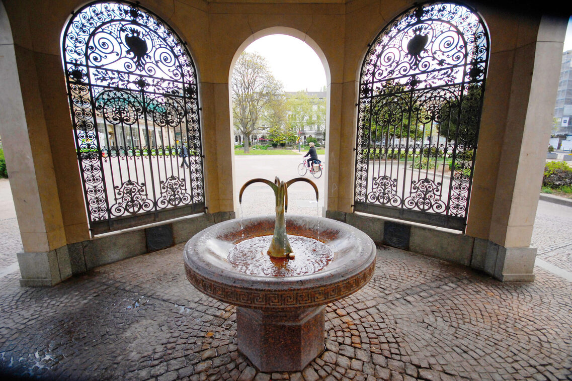 Kochbrunnen am Kranzplatz