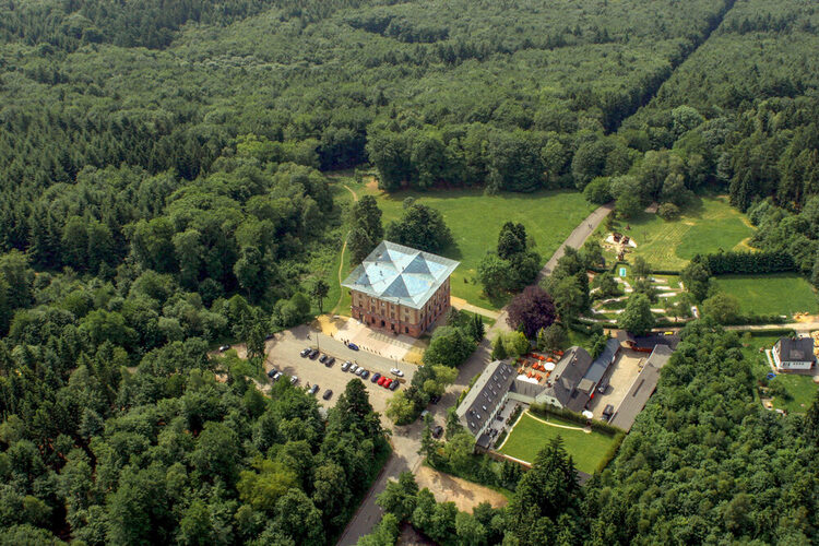 Jagdschloss Platte exterior aerial view