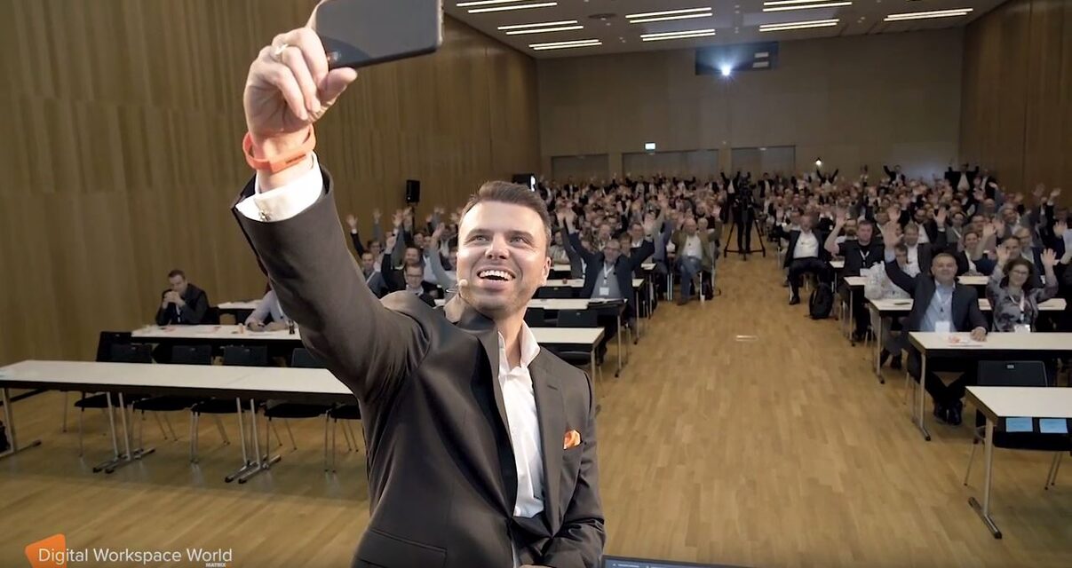 Zusammenschnitt der "Digital Workspace World"